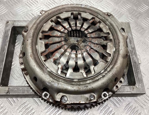 Комплект сцепления Renault Megane II 2002-2006  Renault Megane Megane II 2002-2006