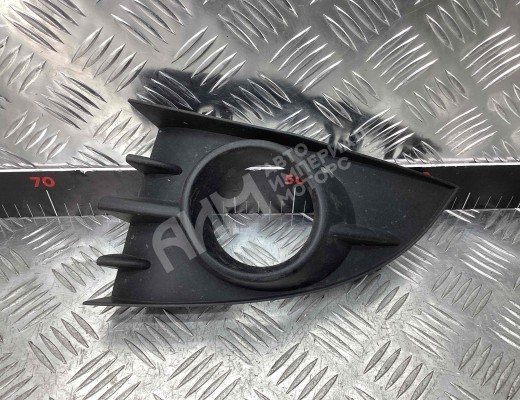 Рамка фары противотуманной левой Renault Scenic II (JM) 2006-2009 рестайлинг  Renault Scenic Scenic II (JM) 2006-2009 рестайлинг