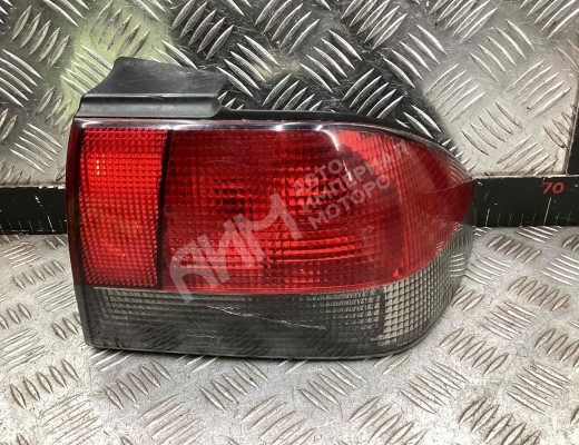 Фонарь задний правый Saab 900 II 1993-1998  Saab 900 900 II 1993-1998