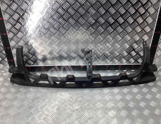 Кронштейн крепления бампера переднего Volkswagen Passat B5 (3B) 1996-2000  Volkswagen Passat Passat B5 (3B) 1996-2000