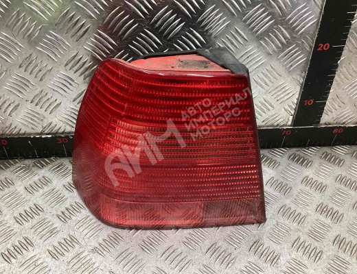 Фонарь задний левый Volkswagen Bora (1J) 1998-2005  Volkswagen Bora Bora (1J) 1998-2005