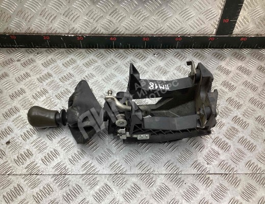 Кулиса Mercedes Vito II (W639) 2010-2014 рестайлинг  Mercedes Vito Vito II (W639) 2010-2014 рестайлинг