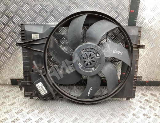 Вентилятор радиатора Mercedes C (W203) 2000-2004  Mercedes C C (W203) 2000-2004