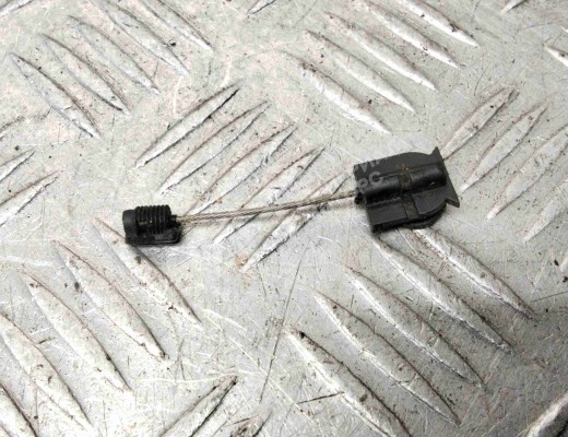 Трос двери передней Volkswagen Fox (5Z) 2003-2011  Volkswagen Fox Fox (5Z) 2003-2011