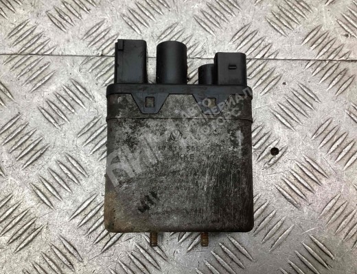 Блок управления вентилятором радиатора Volkswagen Transporter T5 (7H) 2003-2015  Volkswagen Transporter Transporter T5 (7H) 2003-2015