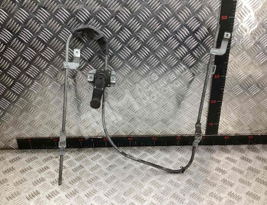 Стеклоподъемник задний правый BMW 3-Series (E30) 1981-1994  BMW 3-Series 3-Series (E30) 1981-1994