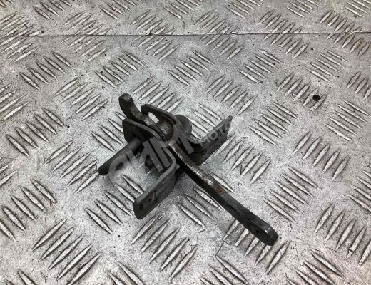 Ограничитель открывания двери задней BMW 3-Series (E30) 1981-1994  BMW 3-Series 3-Series (E30) 1981-1994