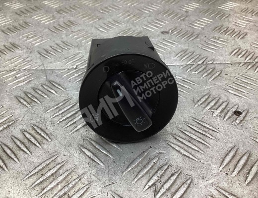 Переключатель света Volkswagen Passat B5+ (3B) 2000-2005 рестайлинг  Volkswagen Passat Passat B5+ (3B) 2000-2005 рестайлинг