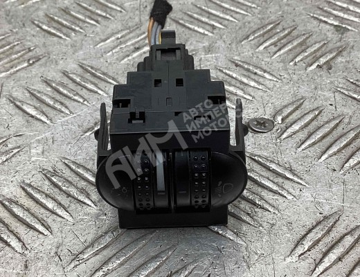 Кнопка корректора фар Volkswagen Passat B5 (3B) 1996-2000  Volkswagen Passat Passat B5 (3B) 1996-2000