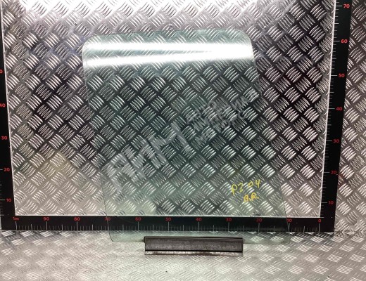 Стекло двери передней правой Mercedes Sprinter I (W901-905) 1995-2006  Mercedes Sprinter Sprinter I (W901-905) 1995-2006