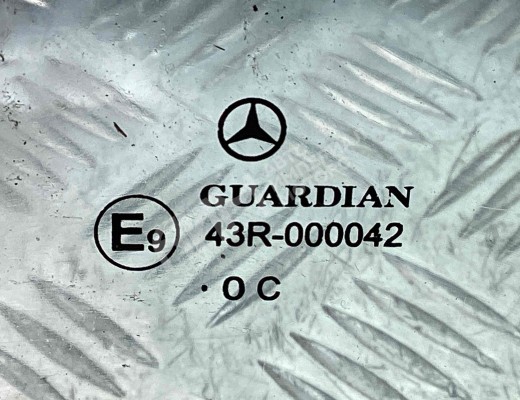 Стекло двери передней левой Mercedes Sprinter I (W901-905) 1995-2006  Mercedes Sprinter Sprinter I (W901-905) 1995-2006