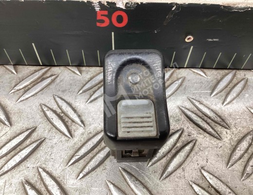 Кнопка блокировки дифференциала Scania 4-series 1995-2004  Scania 4-series 4-series 1995-2004