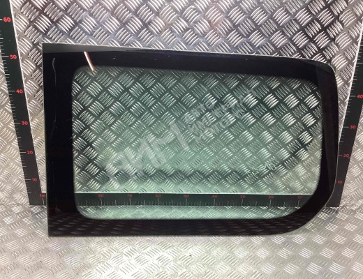 Стекло кузовное боковое левое Citroen Jumpy II 2007-2016  Citroen Jumpy Jumpy II 2007-2016