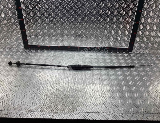 Трос сцепления Volkswagen Transporter T4 (7D) 1997-2003 рестайлинг  Volkswagen Transporter Transporter T4 (7D) 1997-2003 рестайлинг