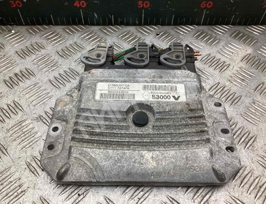 Блок управления двигателем Renault Laguna II (X74) 2001-2005  Renault Laguna Laguna II (X74) 2001-2005