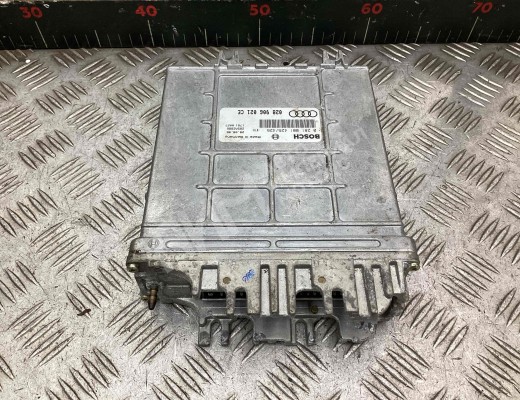 Блок управления двигателем Audi A4 B5 (8D) 1994-1999  Audi A4 A4 B5 (8D) 1994-1999