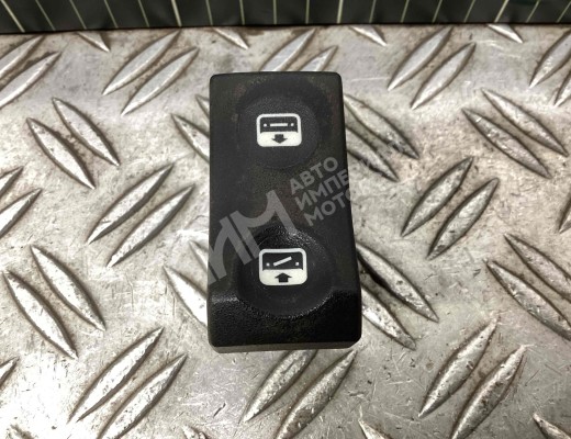 Кнопка открывания люка Renault Premium I 1996-2006  Renault Premium Premium I 1996-2006