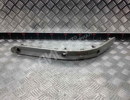 Молдинг бампера переднего Mercedes C (W203) 2000-2004  Mercedes C C (W203) 2000-2004