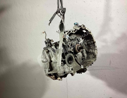 КПП механическая (МКПП) 5-ступенчатая Renault Megane II 2002-2006  Renault Megane Megane II 2002-2006