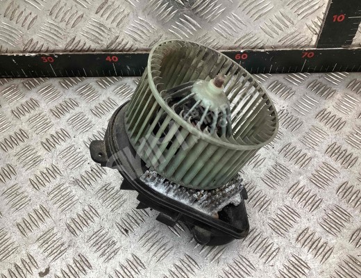 Моторчик печки Fiat Scudo I (220) 1995-2004  Fiat Scudo Scudo I (220) 1995-2004