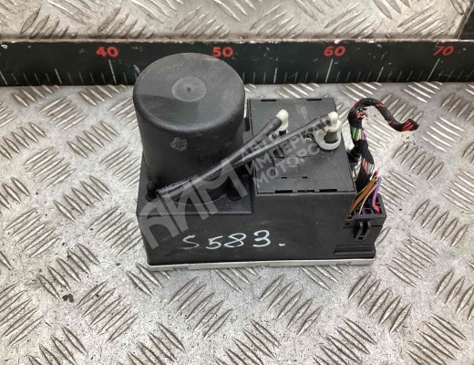 Компрессор центрального замка Audi A4 B5 (8D) 1994-1999  Audi A4 A4 B5 (8D) 1994-1999