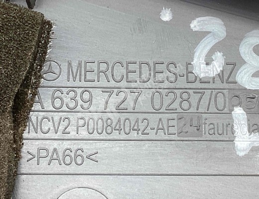 Сетка для динамика Mercedes Vito II (W639) 2003-2010  Mercedes Vito Vito II (W639) 2003-2010