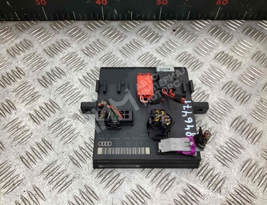 Блок комфорта Audi A4 B6 (8EC, 8E5) 2000-2004  Audi A4 A4 B6 (8EC, 8E5) 2000-2004