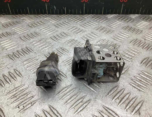 Сопротивление вентилятора охлаждения Renault Kangoo I 2003-2007 рестайлинг  Renault Kangoo Kangoo I 2003-2007 рестайлинг