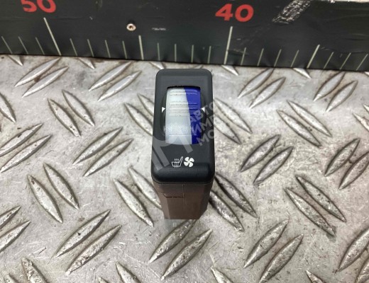 Кнопка подогрева сидений MAN TGL I 2005-2020  MAN TGL TGL I 2005-2020