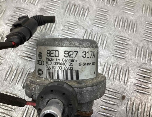 Насос вакуумный Audi A6 C5 (4B) 2001-2004 рестайлинг  Audi A6 A6 C5 (4B) 2001-2004 рестайлинг