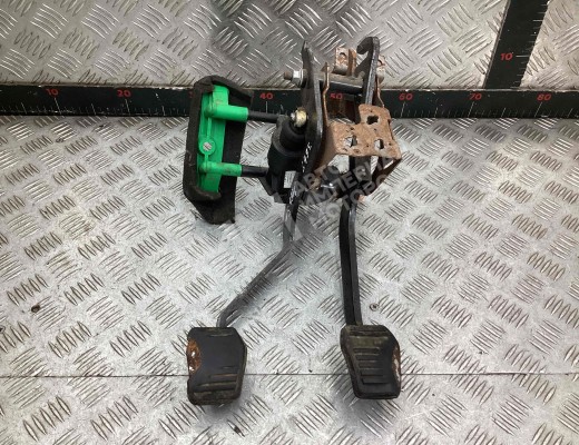 Узел педальный (блок педалей) Ford T. Connect I 2002-2009  Ford Transit Connect T. Connect I 2002-2009