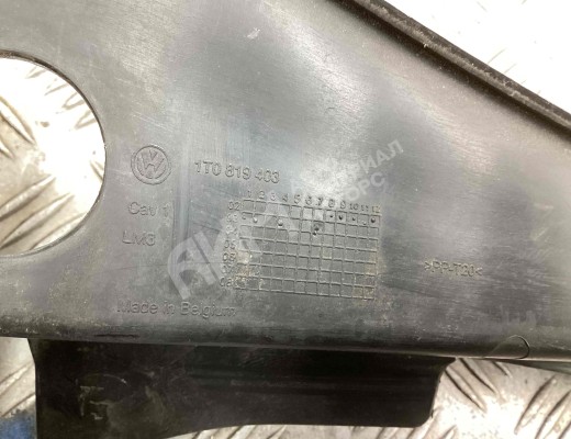 Дождевик Volkswagen Touran I (1T) 2003-2006  Volkswagen Touran Touran I (1T) 2003-2006