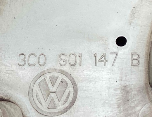 Колпак колесный Volkswagen Passat B5+ (3B) 2000-2005 рестайлинг  Volkswagen Passat Passat B5+ (3B) 2000-2005 рестайлинг