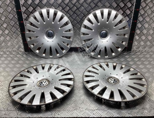 Колпак колесный Volkswagen Passat B5+ (3B) 2000-2005 рестайлинг  Volkswagen Passat Passat B5+ (3B) 2000-2005 рестайлинг