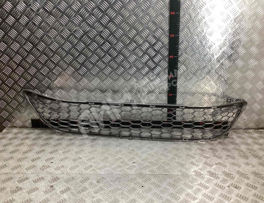 Заглушка (решетка) в бампер Honda Civic VIII 2008-2012 рестайлинг  Honda Civic Civic VIII 2008-2012 рестайлинг