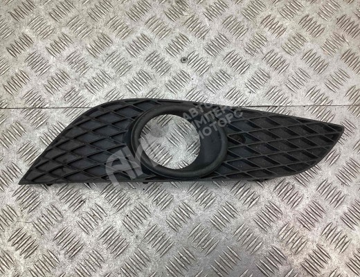 Рамка фары противотуманной левой Opel Astra H 2007-2010 рестайлинг  Opel Astra Astra H 2007-2010 рестайлинг