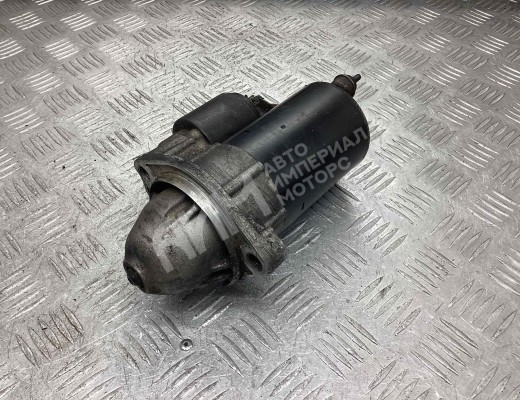 Стартер Volkswagen Passat B5 (3B) 1996-2000  Volkswagen Passat Passat B5 (3B) 1996-2000