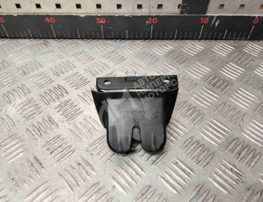 Замок багажника Audi A4 B6 (8EC, 8E5) 2000-2004  Audi A4 A4 B6 (8EC, 8E5) 2000-2004