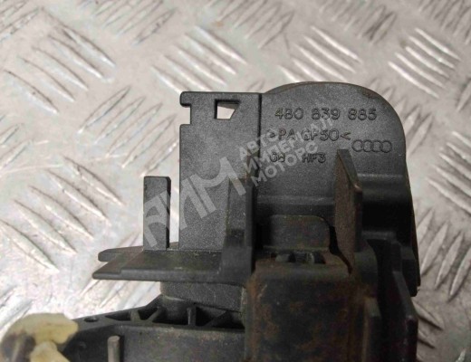Ручка наружная передняя правая Audi A4 B6 (8EC, 8E5) 2000-2004  Audi A4 A4 B6 (8EC, 8E5) 2000-2004
