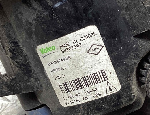 Фара противотуманная правая Renault Laguna II (X74) 2001-2005  Renault Laguna Laguna II (X74) 2001-2005