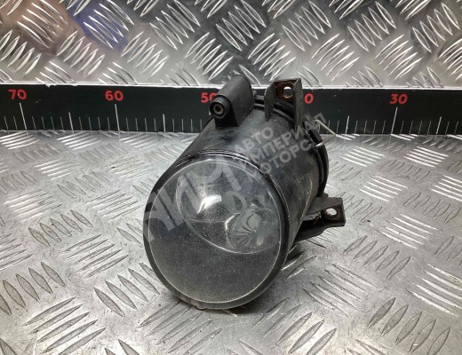 Фара противотуманная левая Volkswagen Polo IV (9N) 2001-2005  Volkswagen Polo Polo IV (9N) 2001-2005