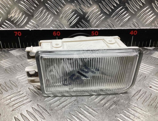 Фара противотуманная левая Volkswagen Passat B4 (3A) 1993-1997  Volkswagen Passat Passat B4 (3A) 1993-1997