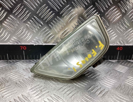 Фара противотуманная левая Ford Focus I 2001-2005 рестайлинг  Ford Focus Focus I 2001-2005 рестайлинг