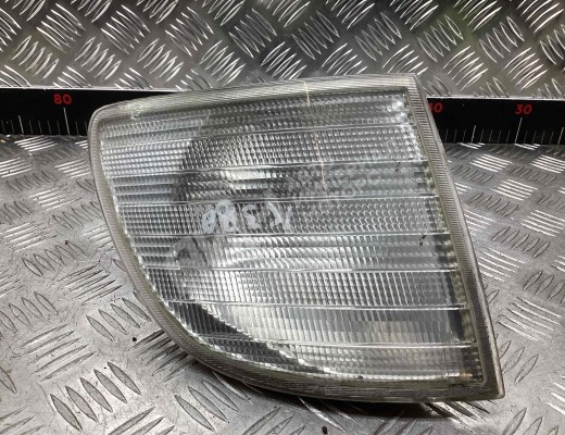 Поворотник правый Mercedes Vito I (W638) 1996-2003  Mercedes Vito Vito I (W638) 1996-2003