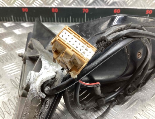 Зеркало наружное правое Audi A4 B6 (8EC, 8E5) 2000-2004  Audi A4 A4 B6 (8EC, 8E5) 2000-2004