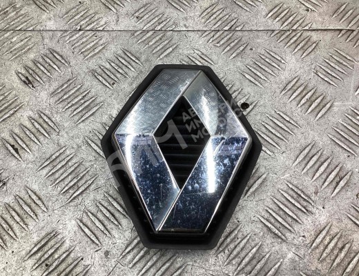 Эмблема Renault Scenic II (JM) 2003-2006  Renault Scenic Scenic II (JM) 2003-2006