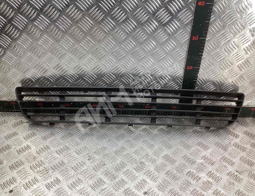 Заглушка (решетка) в бампер передний Seat Alhambra I (7M) 2000-2010 рестайлинг  Seat Alhambra Alhambra I (7M) 2000-2010 рестайлинг