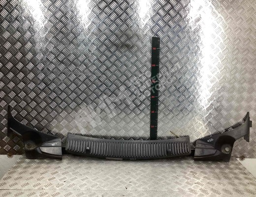 Дождевик Seat Alhambra I (7M) 2000-2010 рестайлинг  Seat Alhambra Alhambra I (7M) 2000-2010 рестайлинг