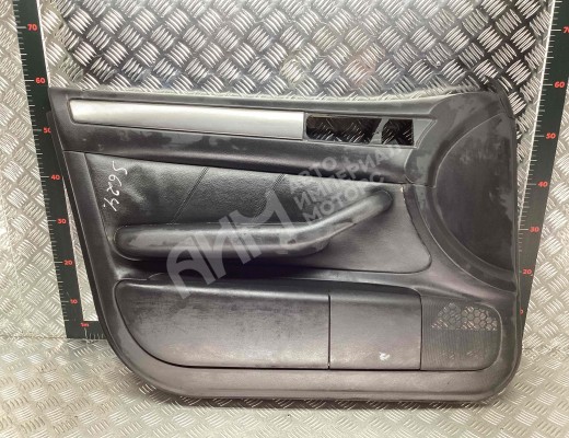 Обшивка двери передней левой (дверная карта) Audi A6 C5 (4B) 2001-2004 рестайлинг  Audi A6 A6 C5 (4B) 2001-2004 рестайлинг