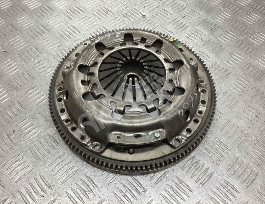 Комплект сцепления Volkswagen Golf V (1K) 2004-2009  Volkswagen Golf Golf V (1K) 2004-2009